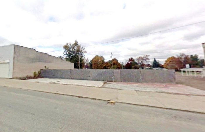 Brown City Theater - Remains Of Brown City Lanes And Lounge - Probable Location (newer photo)